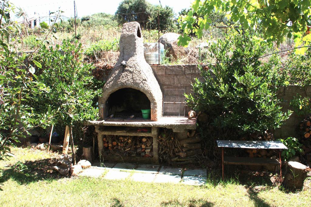 Appartamenti Salusai Trinità dʼAgultu 客房 照片