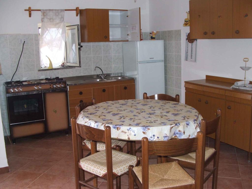 Appartamenti Salusai Trinità dʼAgultu 客房 照片